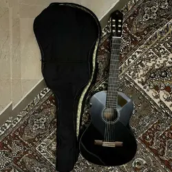 گیتار کلاسیک مشکی یاماها مدل C40