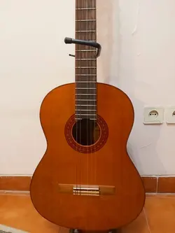 گیتار یاماها c 70