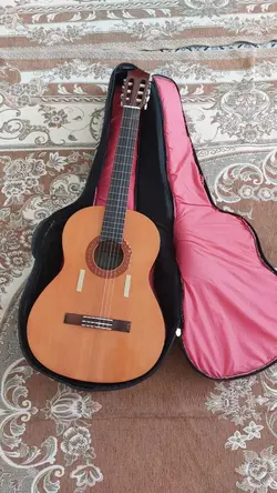 گیتار یاماها c40 اصلی مالزی