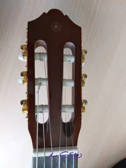 گیتار یاماها مدل c80