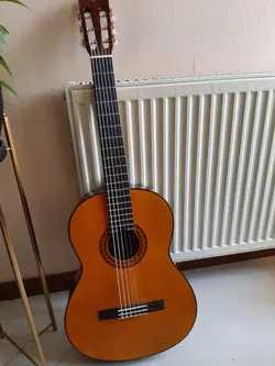 گیتار یاماها سی ۷۰