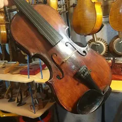 ویولن ایتالیایی استرادیواریوس