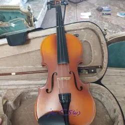 ویولن تی, اف استیودنت