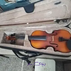 ویولن تی, اف استیودنت