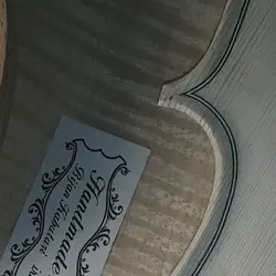 ویولن کاملا دستساز با متریال اروپایی