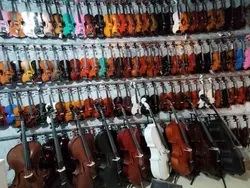 ویولن هافنر آلمانی خارجی با سیم پیراسترو