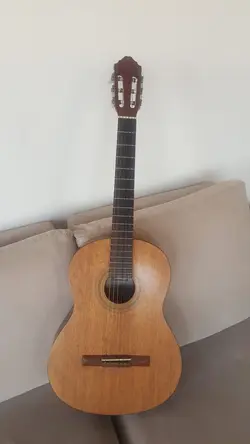 گیتار کلاسیک سمیک اصل اندونزی