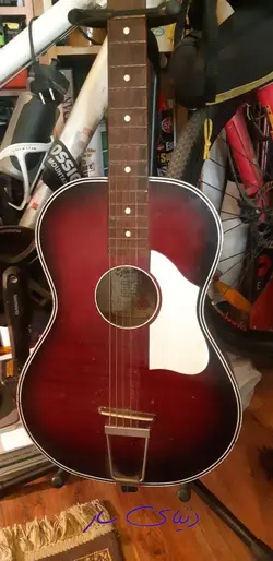 گیتار اگموند – EGMOND  ساخت 1968 میلادی –