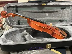 ویولن وین باخ ۱۰۲ ، سه چهارم