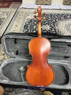 ویولن وین باخ ۱۰۲ ، سه چهارم