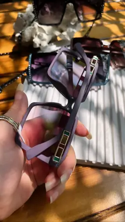 عینک مربعی دور نگین کد ۰۱۳۰ بنفش