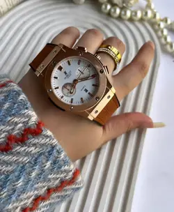 ساعت مردانه هابلوت کد ۰۲۴۵ عسلی