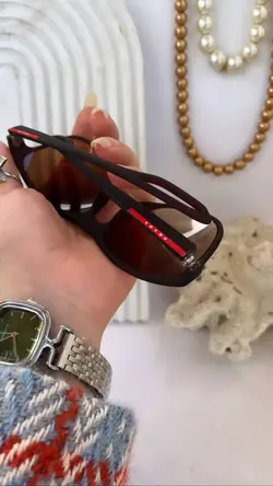 عینک پرادا کد ۰۲۵۰ رنگ آبی اینه ای