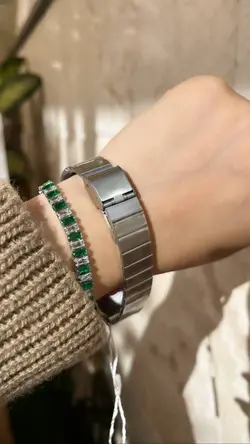 ساعت زمرد کد ۰۲۶۳ رنگ‌سلیور صفحه سبز