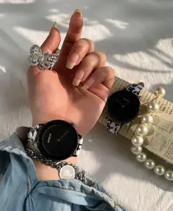 ساعت NOMAD کد ۰۳۰۸ رنگ‌ سفیدمشکی