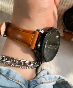 ساعت NOMAD کد ۰۳۰۸ رنگ عسلی