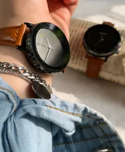 ساعت NOMAD کد ۰۳۰۸ رنگ عسلی