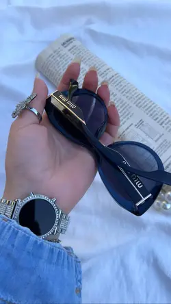 عینک miu miu کد ۰۳۱۶ رنگ سرمه ای