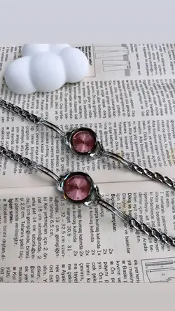 ساعت زنونه HONGRUI کد ۰۳۴۹ صفحه صورتی