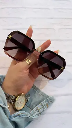 عینک شانل