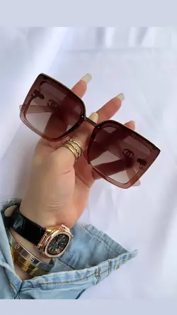 عینک شانل