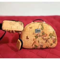 چمدان به همراه جاکارتی و کیف پول طرح جهان نما