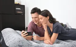 تشک بادی دو نفره بست وی با پمپ باد برقی