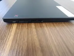 لپ تاپ Lenovo مدل ThinkPad X1 yoga  سایز 14 اینچ تاچ 360 درجه پردازنده اینتل نسل هفت renew)  core i7 7600u )