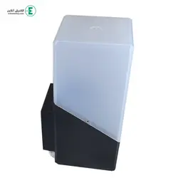 چراغ دیواری آی پی 44 مکعبی