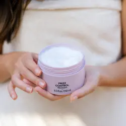 ماسک مو بدون سولفات ضد وز قوی (فریز کنترل) لاکمه حجم 250 میلی لیتر- Lakme TEKNIA FRIZZ CONTROL hair mask