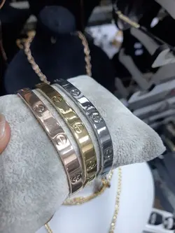 دستبند النگویی کارتیر کد D102