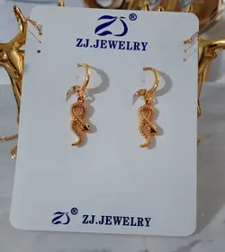 گوشواره مدل مار طرح طلا کد E102