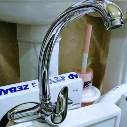 شیر آشپزخانه دیواری اردکی کروم