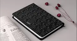 سالنامه 1402 (سررسید رقعی) جلد چرم طرح زیگورات