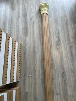 ستون گرد چوبی با سرستون و پایه ستون S752