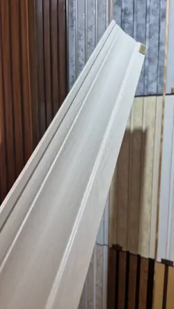 قرنیز پلی استایرن ۹ سانت مدرن کد 90S227 طول ۳ متر