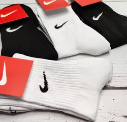 جوراب مردانه ساقدار کبریتی حوله ای داخل کرکی سفید و‌مشکی بابک(۶جفتی)