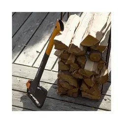 تبر با غلاف مدل FISKARS CARPENTERS AXE S X10