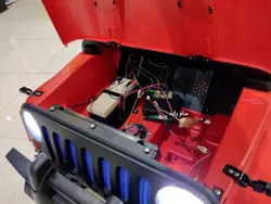 ماشین شارژی جیپ بزرگ چهارموتور