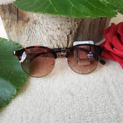 عینک آفتابی زنانه اکسسوری