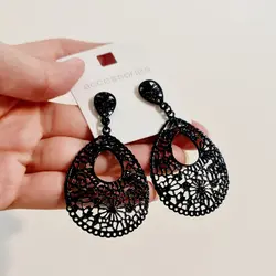 گوشواره طرح قطره برند accessories