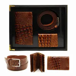ست هدیه عمده کیف و کمربند و جا کارتی چرم به همراه جعبه چوبی خاص | set box 001