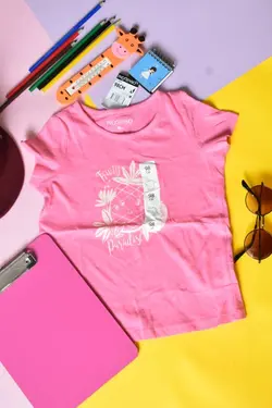 تیشرت صورتی با طرح آناناس