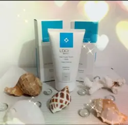 ماسک اسکراب حاوی عصاره صدف دریایی لدورا 150 میلی لیتر