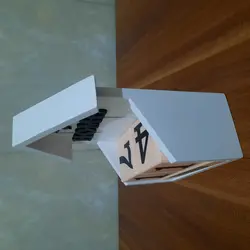 تقویم چوبی شقایق