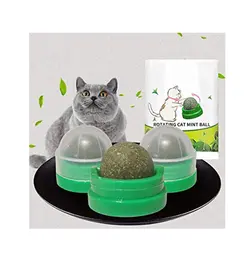 آبنبات تشویقی گربه با طعم نعنا Cat Mint Ball وزن 100 گرم