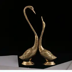 مجسمه برنزی قو عاشق