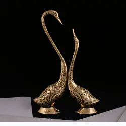 مجسمه برنزی قو عاشق