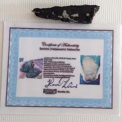 دو شهاب سنگ پالازیت از سریکو در کنیا - موسسه طبیعت آسمان شب | فروشگاه تلسکوپ دوچشمی میکروسکوپ