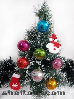 گوی کریسمس طلایی قطر 6 سانت